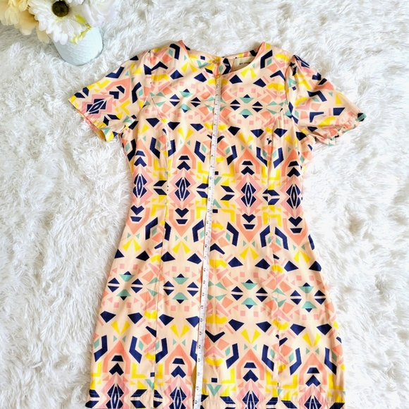 B.P. Collection Med 90s Style Open Back Mini Dress - Picture 10 of 15